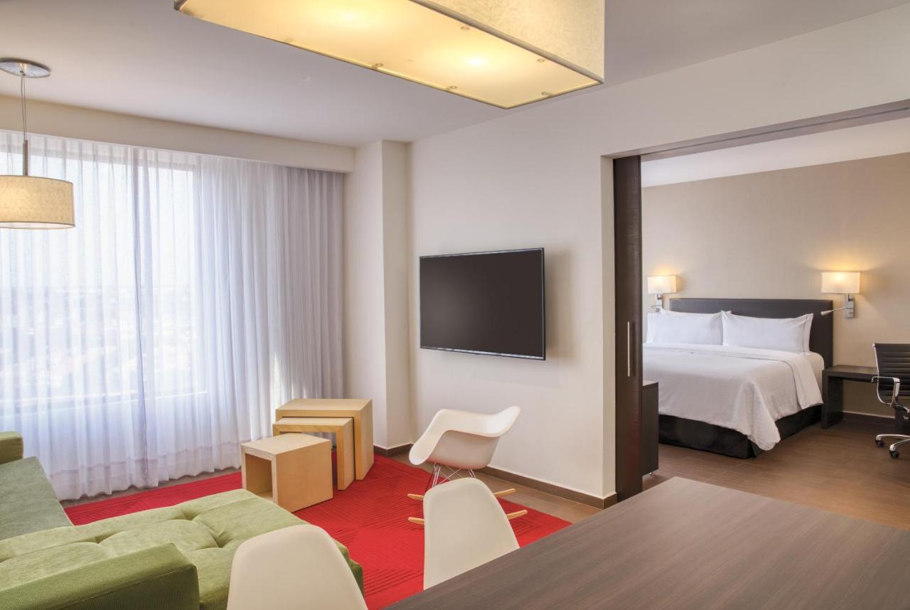 Fiesta Inn Express Puebla Explanada Extérieur photo